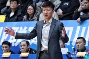 今年会-球队主帅发布战术调整，调动队员士气