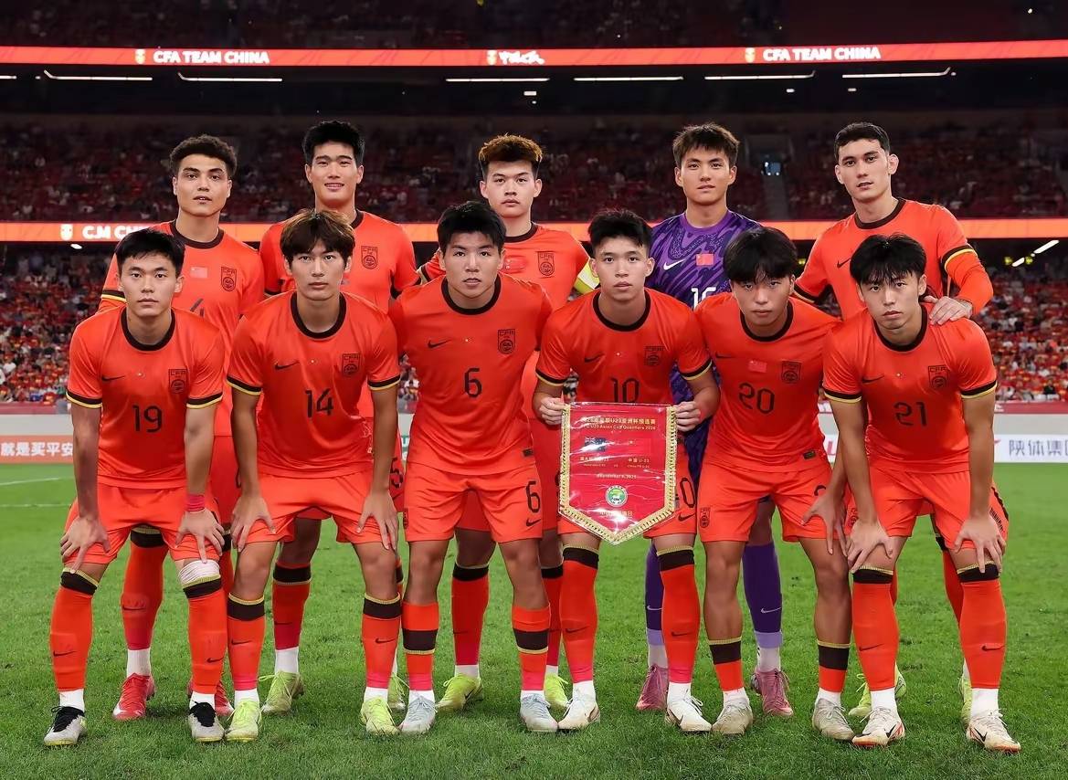 传奇巨星风采,中超世纪对决震撼人心的简单介绍 传奇巨星风采,中超世纪对决震撼人心的简单介绍