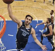 关于森林狼队员成功康复，或将在对阵灰熊比赛中重回赛场的信息